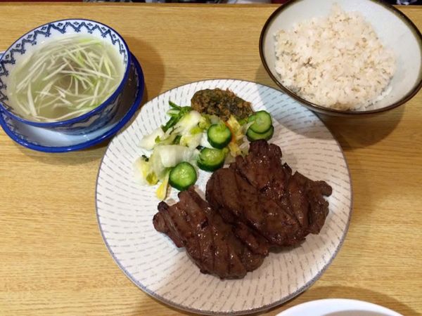 日本・宮城県「帰国東北旅行（宮城）」の写真：16日
仙台で名物牛タン