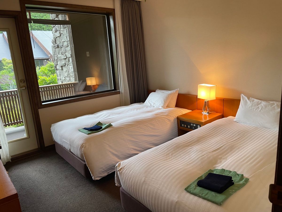 栂池高原にあるホテルに到着。なかなか良い雰囲気のホテルでしたね。