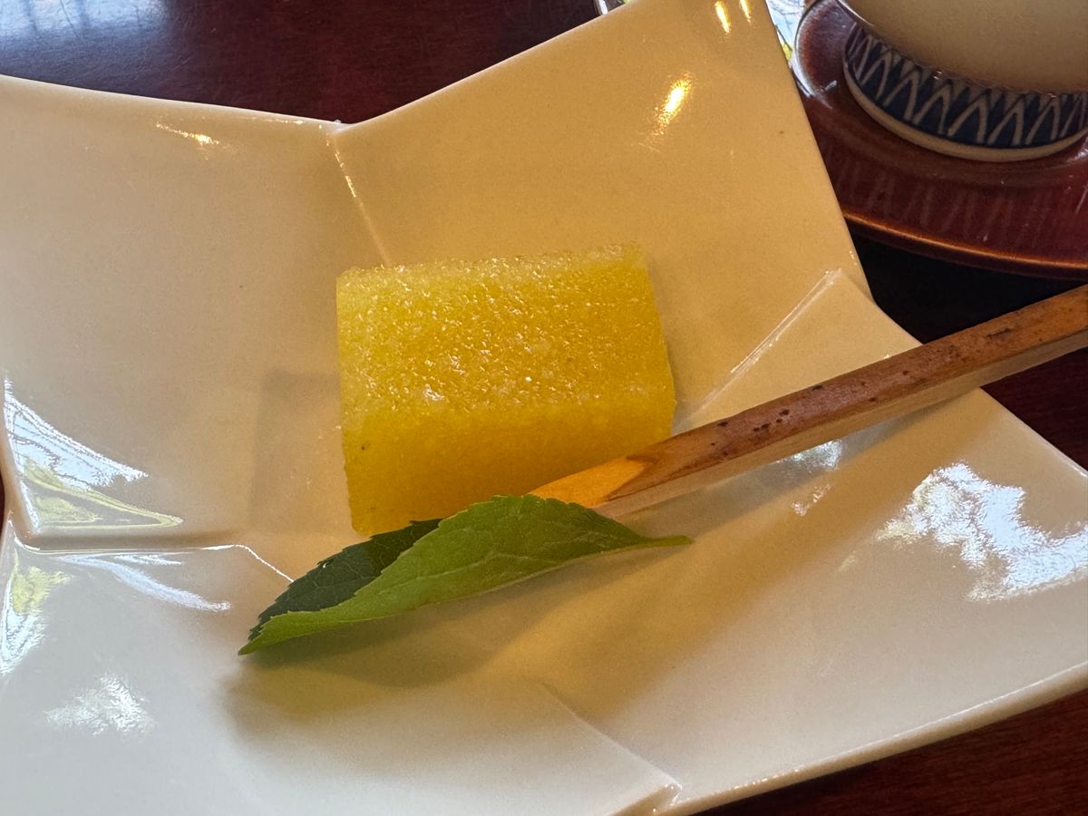 お宿で頂いた、吉備の羊羹が美味しすぎた…
もう一度食べたい。
そして、養老...