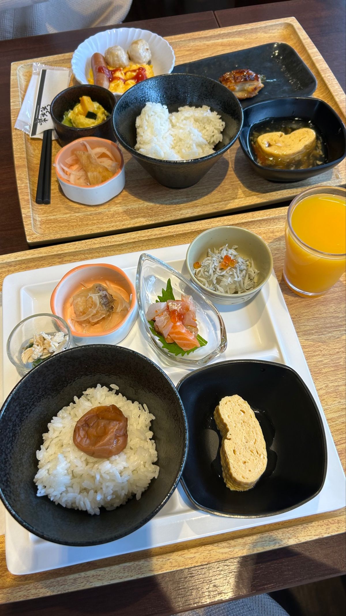 おいしいものを食べて飲んで。
久しぶりのバイキングに、たらふく食べて大満足