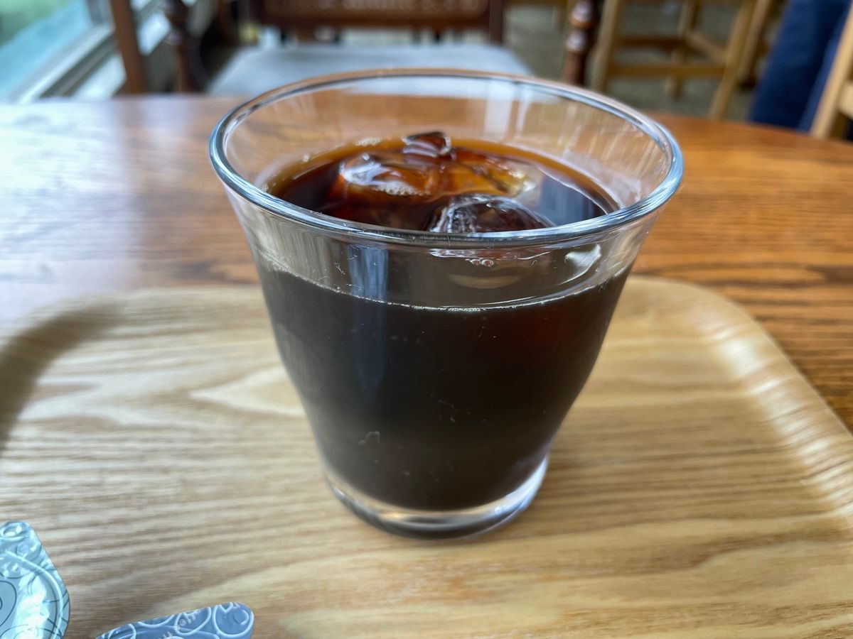 清津峡トンネルの後はバス停近くにあるお店でお昼ご飯。バスが一日四本しかない...