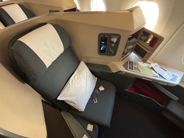 イギリス(英国)・リーズ「イギリス旅行」の写真：キャセイ・パシフィック航空のビジネスクラス