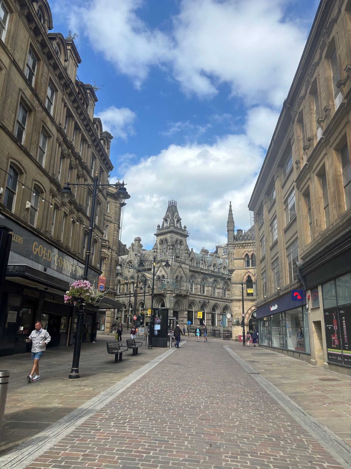 ブラッドフォード