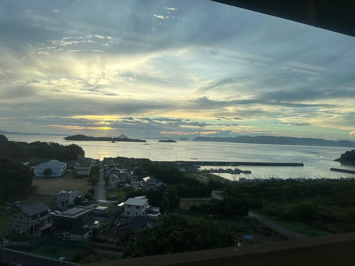 岡山からマリンライナーとしまんとを乗継ぎ高知へ
途中小歩危が懐かしい