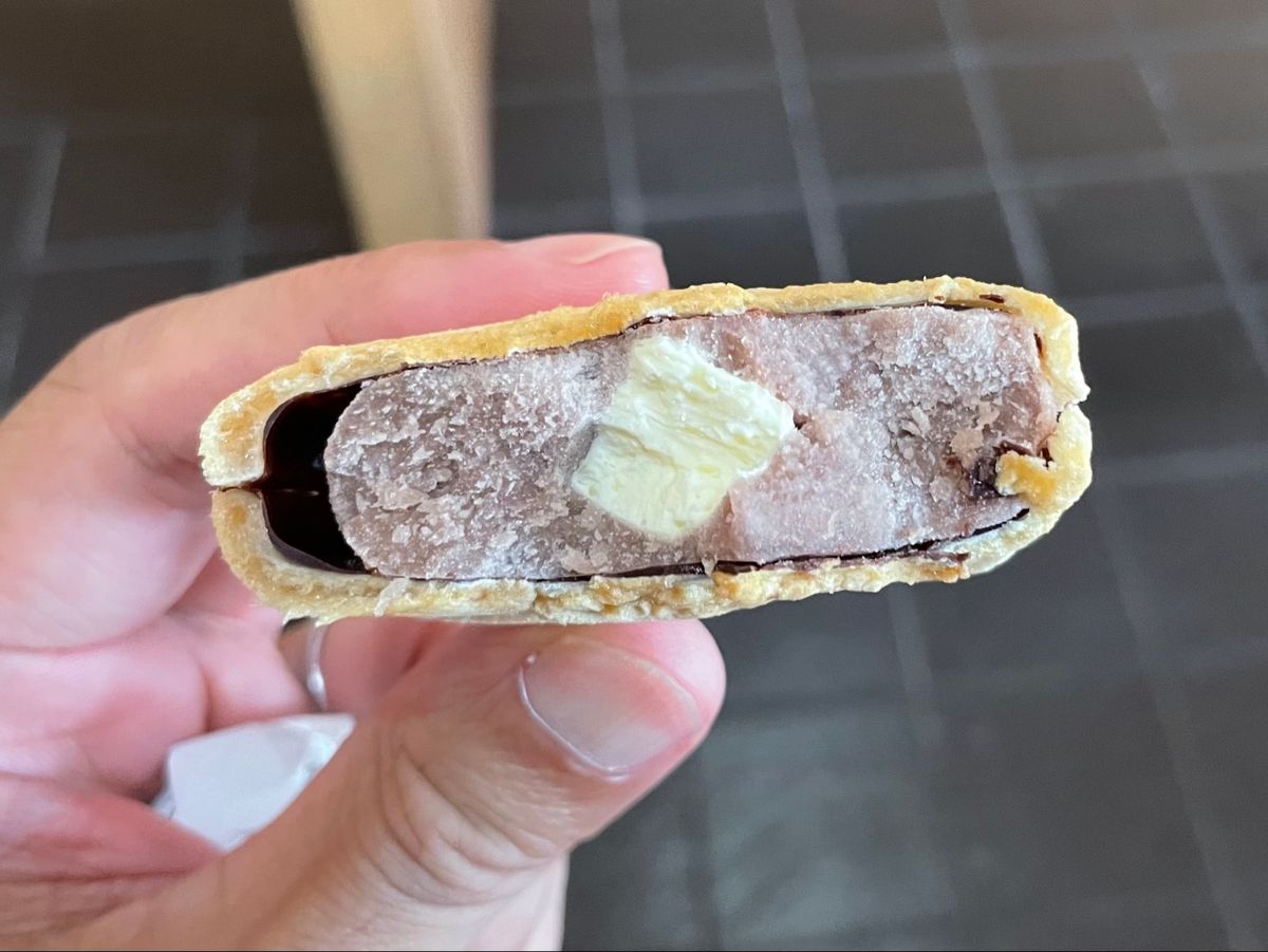 氷川神社から川越城本丸御殿へ向かう途中に一休み。老舗の和菓子屋さんでアイス...