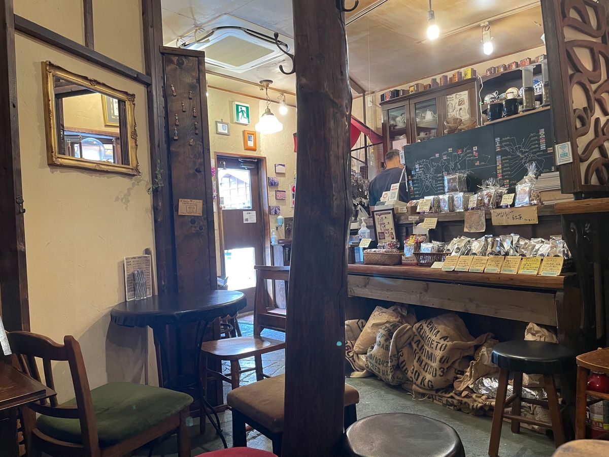 時の鐘の近くにある喫茶店で一休み。裏通りにある為か、混雑もしておらず、のん...