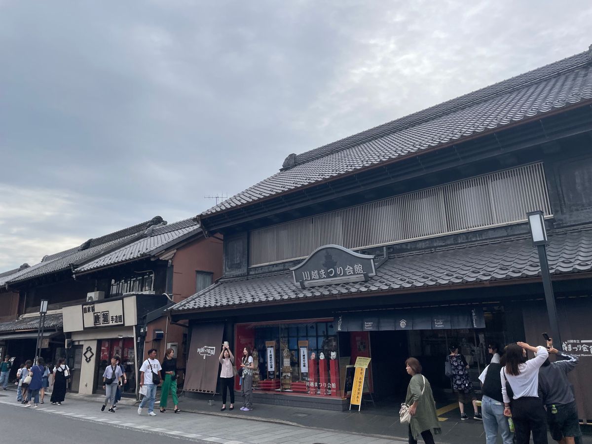 古い街並みをぶらぶらと散策。