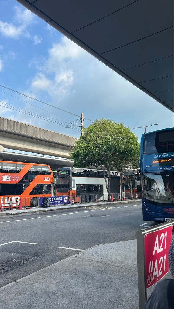 香港「台風直撃旅行🌀」の写真：街並み🏢
どこを見渡しても高いビルばっか...