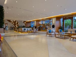 TMSホテルロビー、マンゴーかき氷、朝食