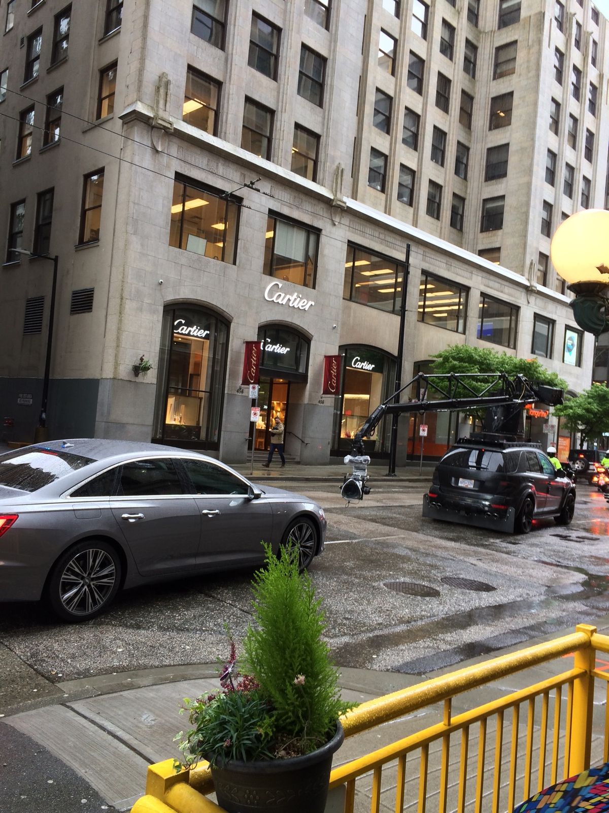 車でのアメリカからの入国。
あれ？駐在が終わって自分は今保険に入ってないの...