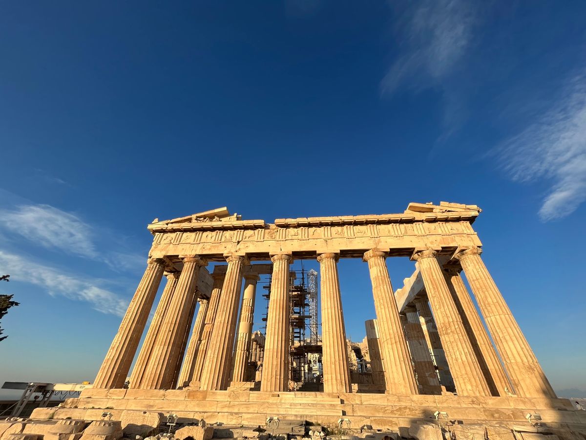 ヨーロッパも数ヵ国行きましたが、景色が違う。
観光地以外は、余り景気がよく...