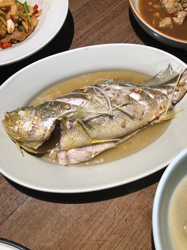 中国・広州「広州講習会2019」の写真：やはりご飯は美味しかったです！
英語は通...