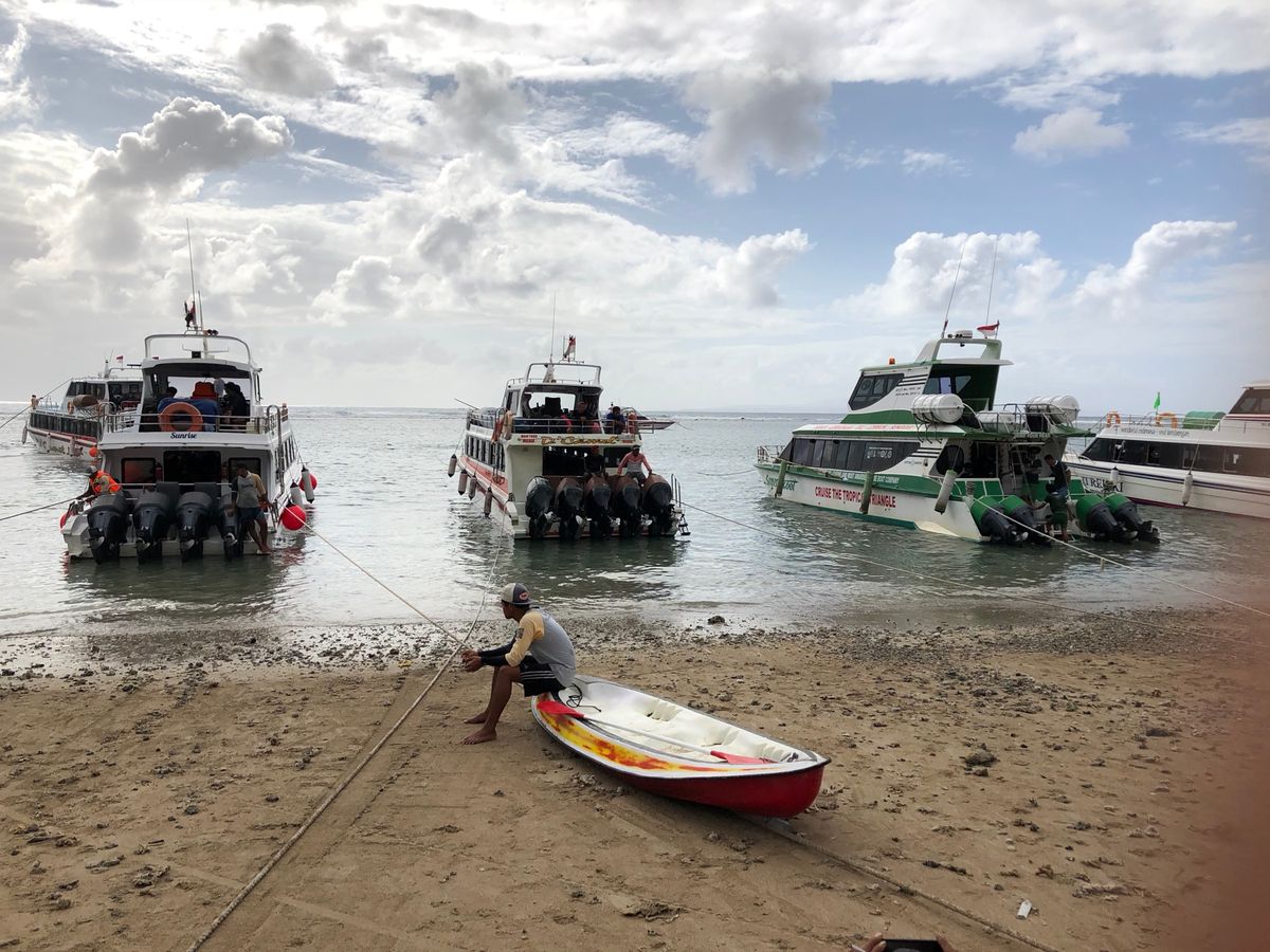 米と麺文化の国は好きです！
バリ島のお酒もありますが、買う場所は選んだ方が...