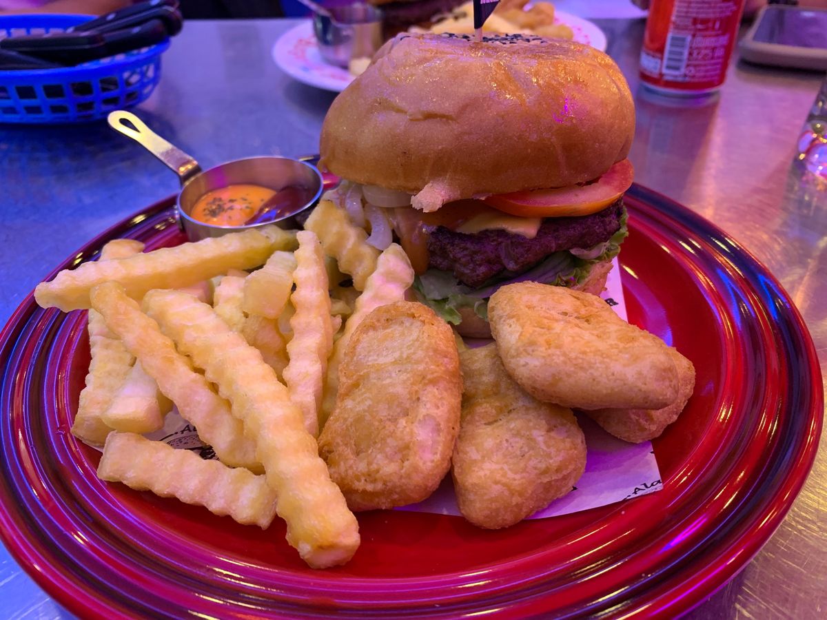 アランバーガー🍔