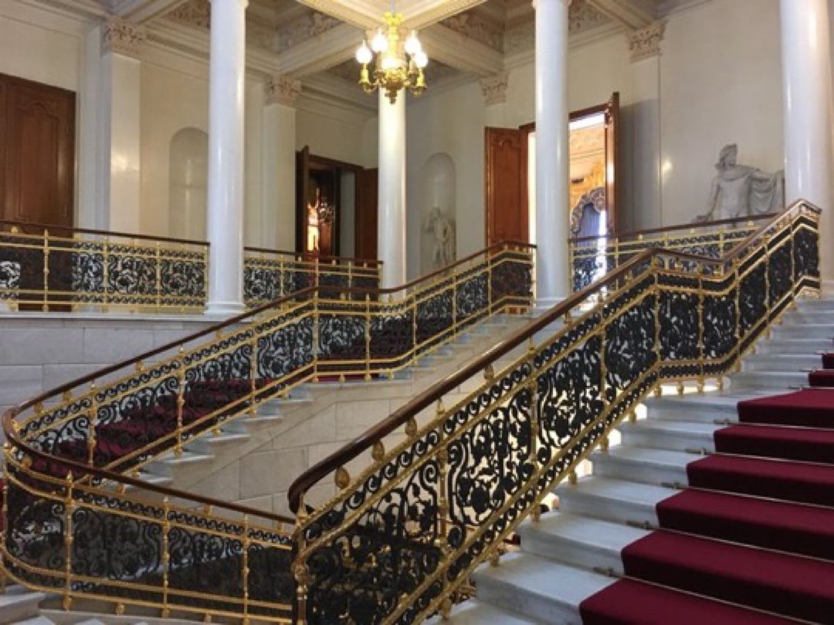 到着したのは夜なのでその日は寝て終わり。
２日目は最初にファベルジェ美術館...