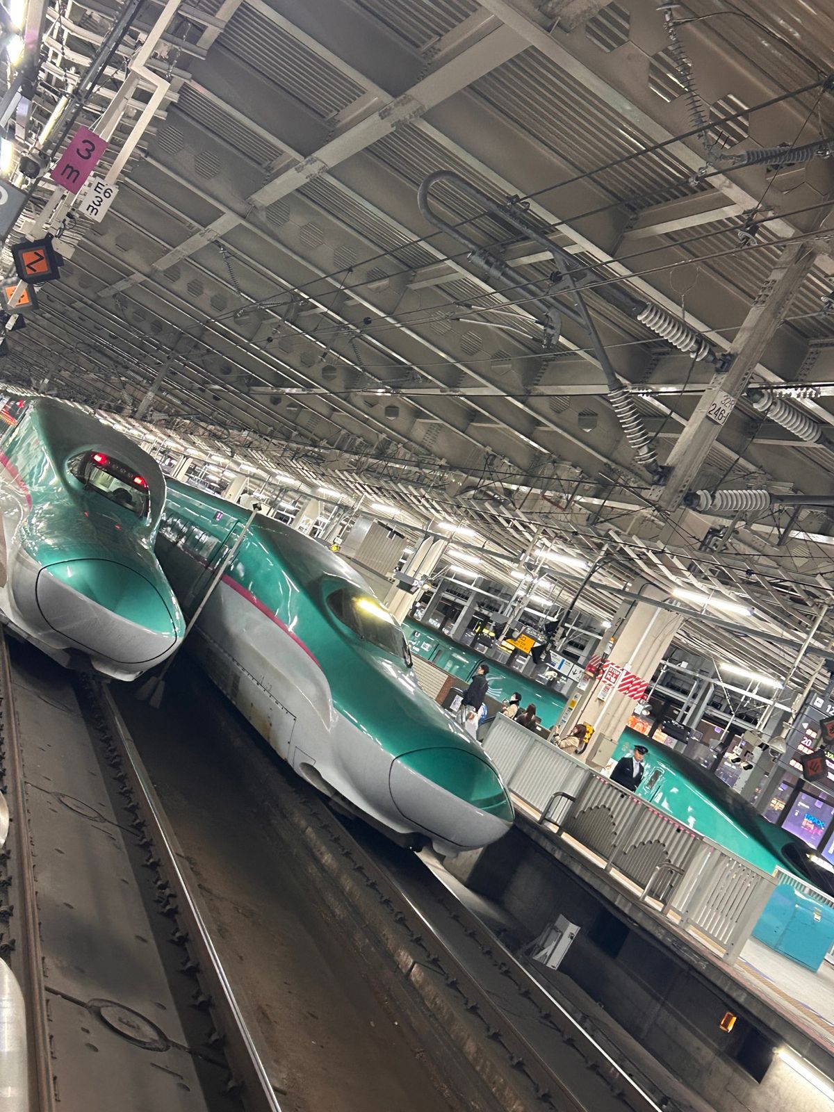 牡蠣も食べれた！
生はもちろんカキフライがおいしかった。
牛タンもまた買っ...