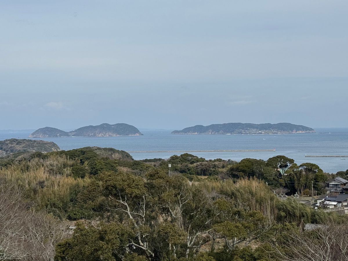名護屋城跡

朝鮮に出兵するときに、秀吉がが建てた城。
120の大名がここ...