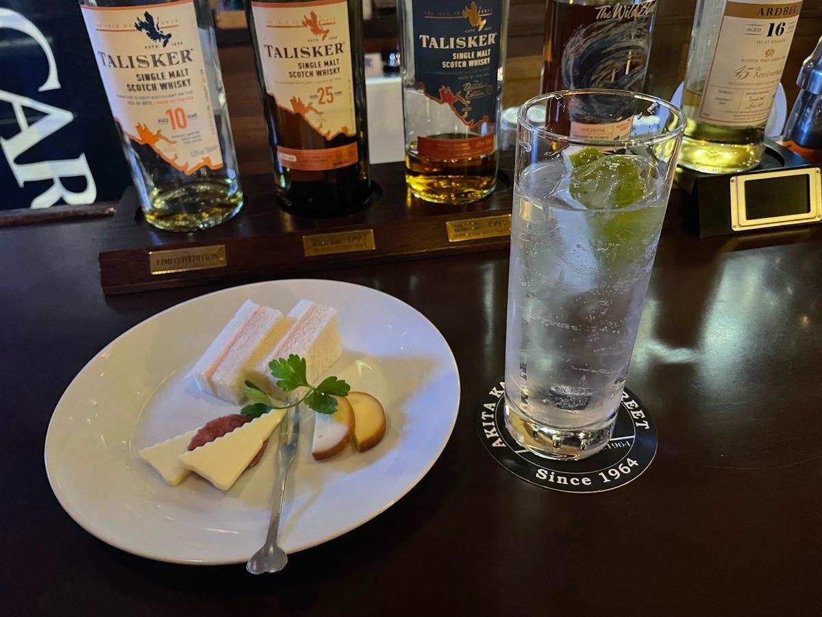 最後は川又地区のバー、Ladyへ。マスターの接客がとても良かった。秋田県の...