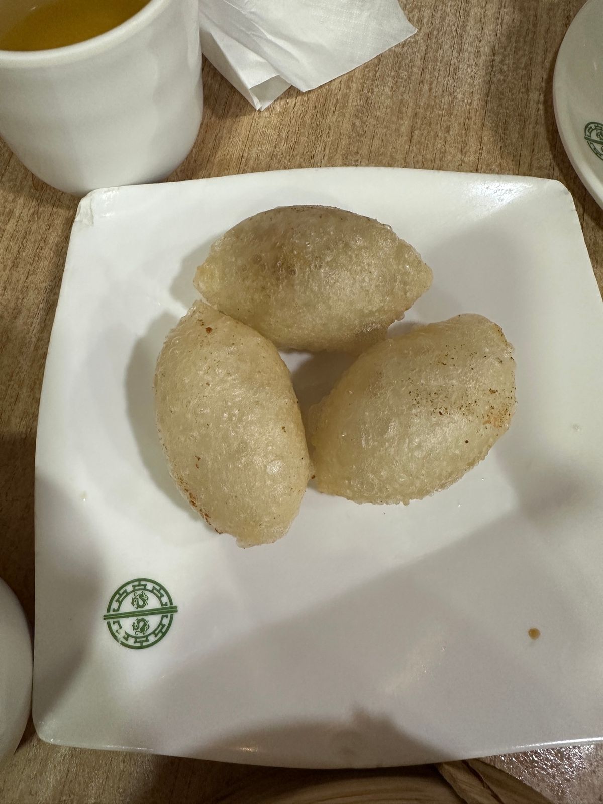 内地通行証を受け取った後、日本にもある點心のチェーン店に初めて行ってみた。...