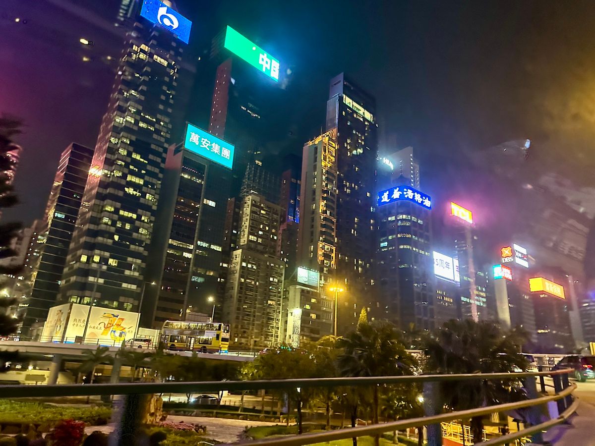 昨今の日本。
とにかく観光客が多くて、スタンバイ無しに乗れる事はほぼない。
