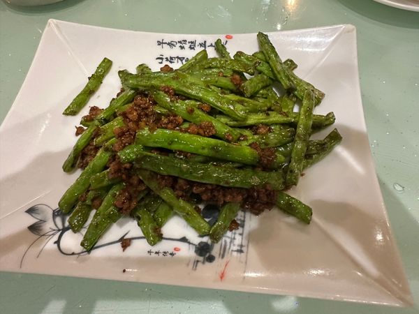 香港・尖沙咀「NRT ✈︎ HKG ✈︎ NRT」の写真：逃げる様に尖沙咀から銅鑼湾へ。

10年...