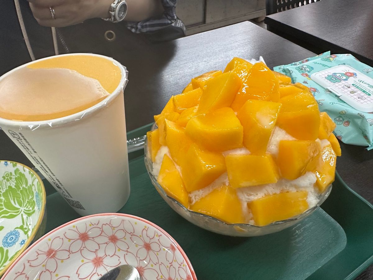 4/30台北散歩
撞記 水果 果汁 雪花冰、鼎泰豐 復興店、阿宗麵線、東北...