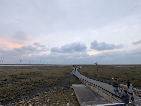 台湾・台北「台湾ロードトリップ」の写真：5日目後半
夕日を期待して高美湿地に行っ...
