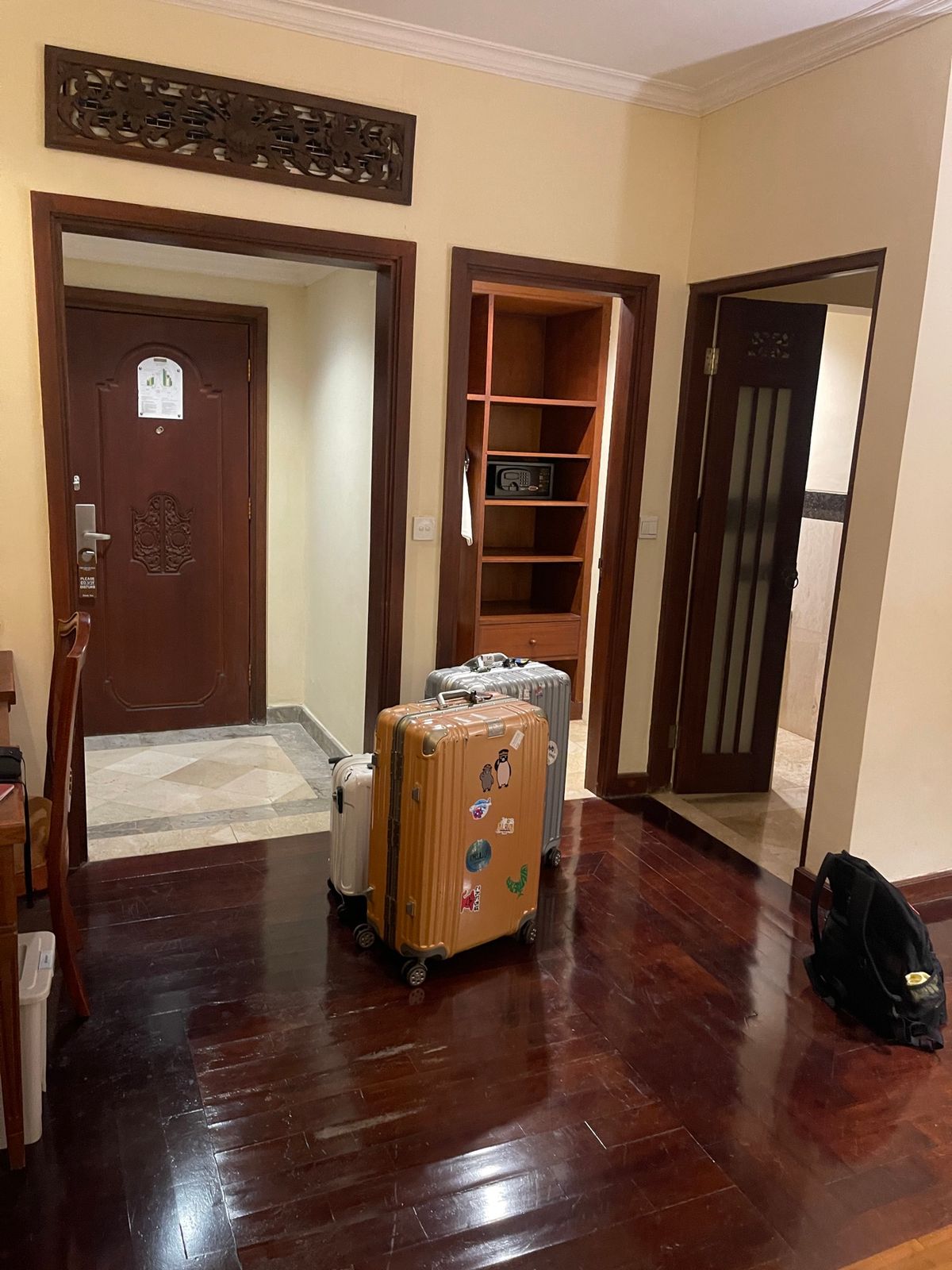 2泊お世話になるグランドパリヌサドゥア
アゴダで予約したらプール付きの部屋...