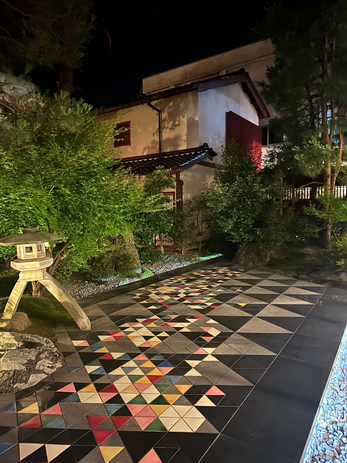 界　加賀
雨降ってしまったため籠りステイ
金継ぎ体験もさせていただきました🥰