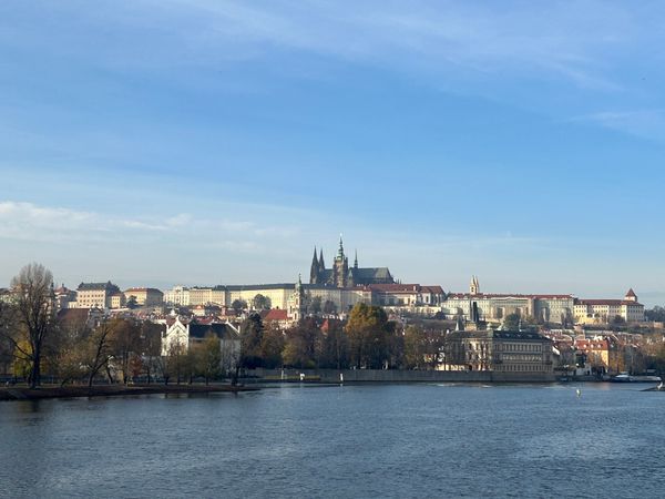 チェコ共和国・プラハ「美しい建築とミュシャを堪能するプラハ」の写真：思ったより早くプラハ城が終了したので、ト...