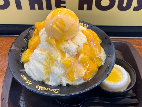 台湾・台北「台湾旅行🇹🇼」の写真：マンゴーは冷凍でしたが、やっぱり美味しい😋