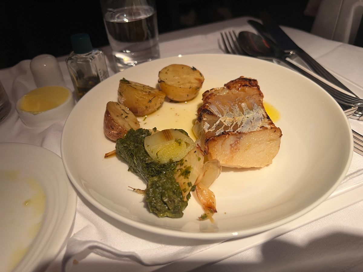 アビジャン→ドバイ 
アクラにストップして機内待機