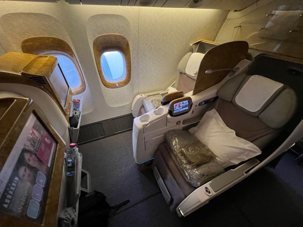 アラブ首長国連邦・Dubai「コートジボワール出張4」の写真：ドバイ→アビジャン(アクラ経由)
B77...