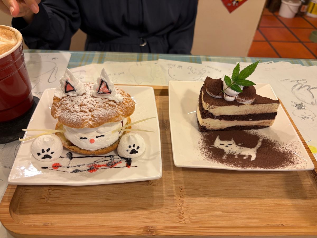 今回のメインはグルメ。王道の小籠包、魯肉飯、豆花、そして猫村にて可愛いスイ...