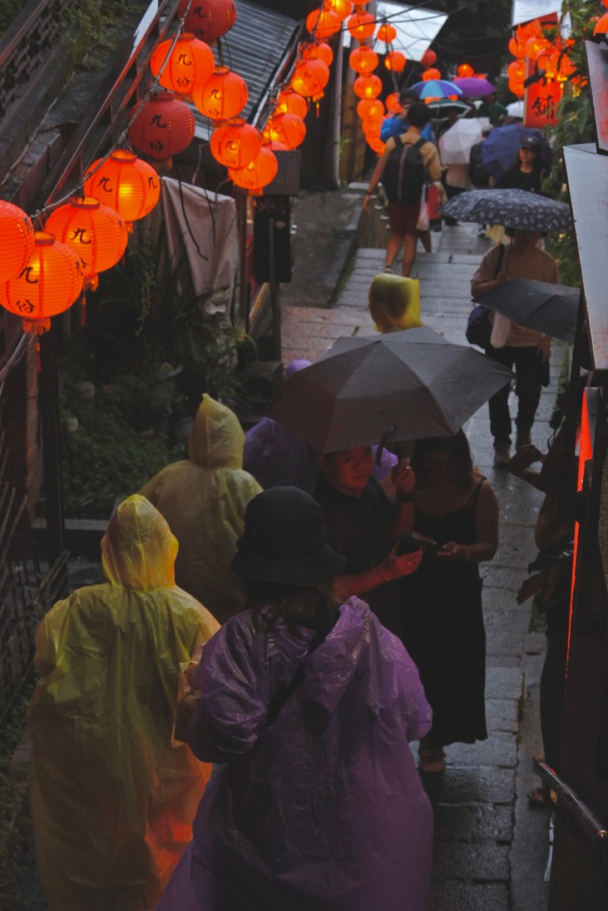 〈day1〉台北/九份老街
年間を通して雨が多いらしい