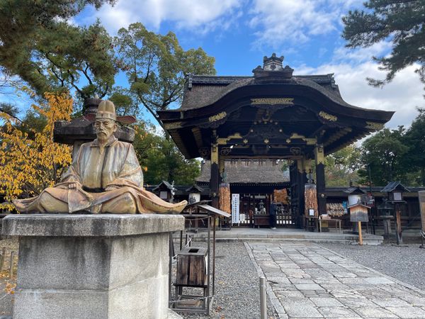 日本・京都府「2025年・京都紅葉」の写真：豊国神社。
