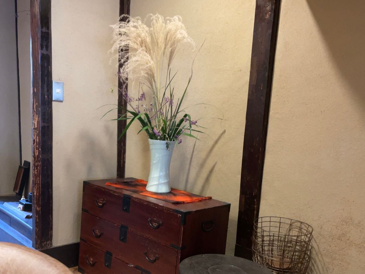 カフェタイムは市川屋珈琲。築200年の町屋をリノベした落ち着いた雰囲気の喫...