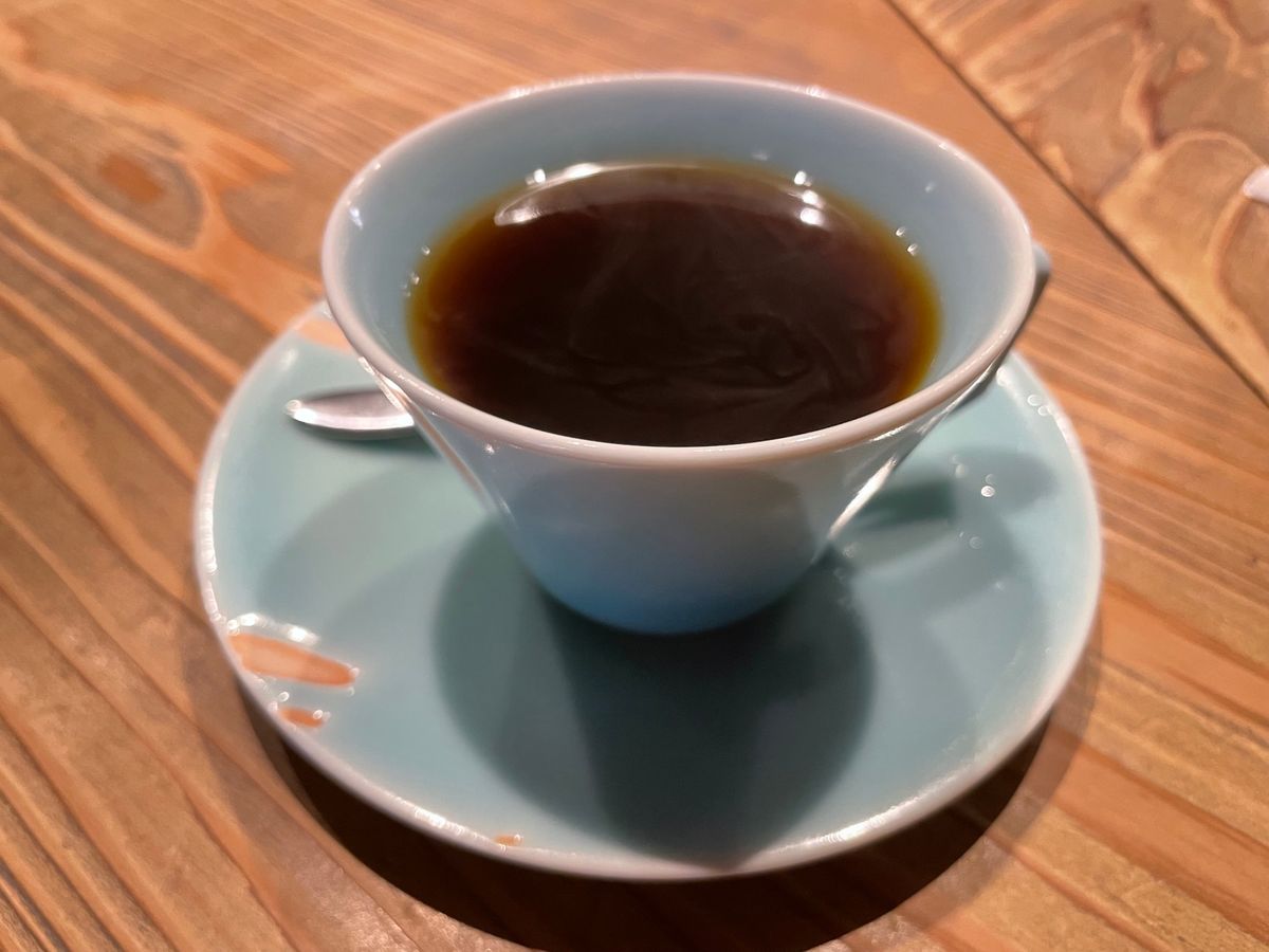 カフェタイムは市川屋珈琲。築200年の町屋をリノベした落ち着いた雰囲気の喫...