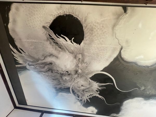 日本・京都府「2025年・京都紅葉」の写真：龍の天井画も迫力がありました。