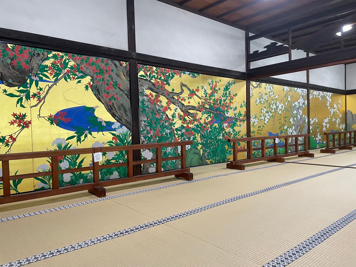 智積院は庭園も見事でした。