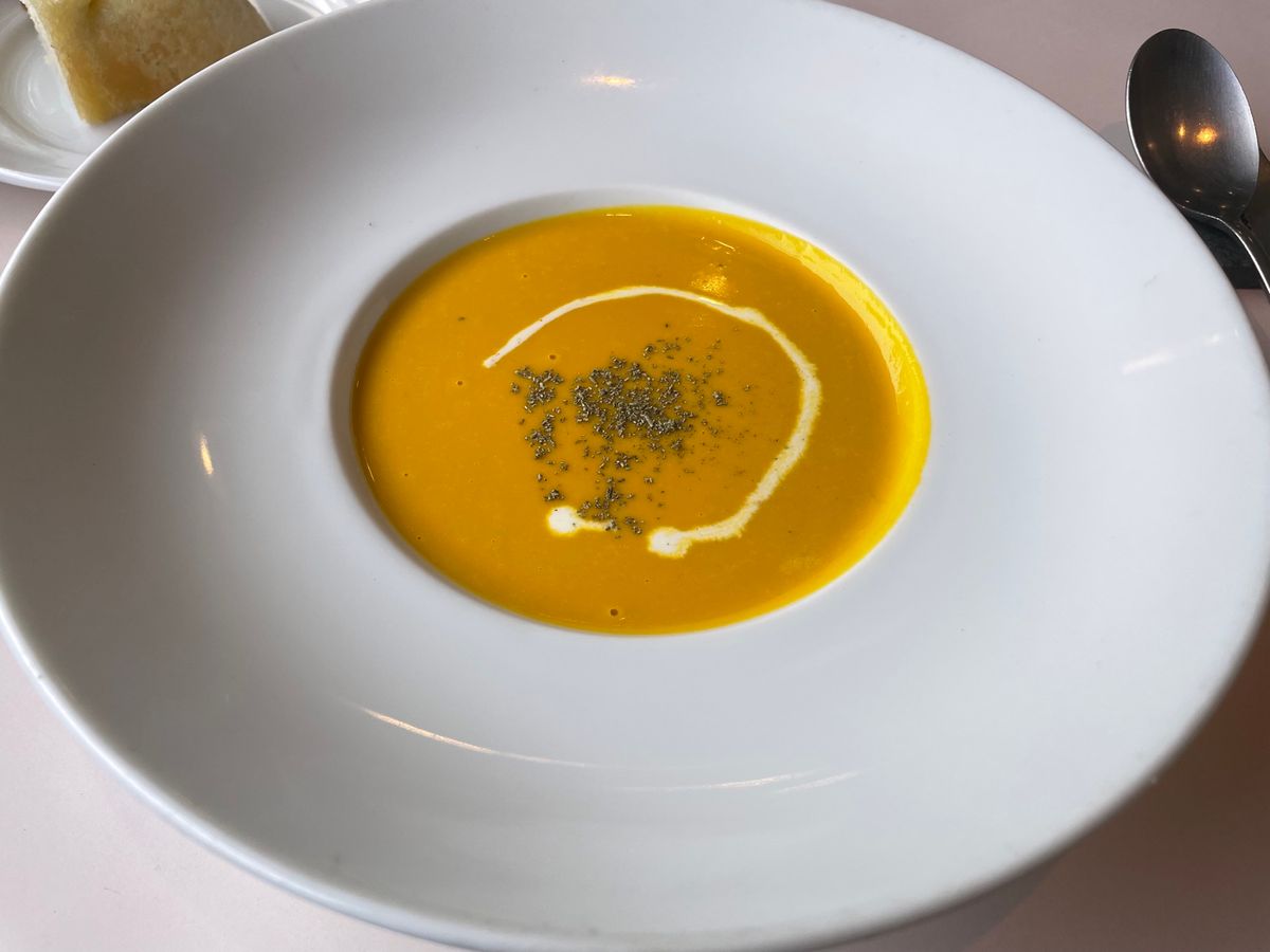 この日のランチは総本山智積院の近くにある老舗のイタリアンレストラン。かぼち...