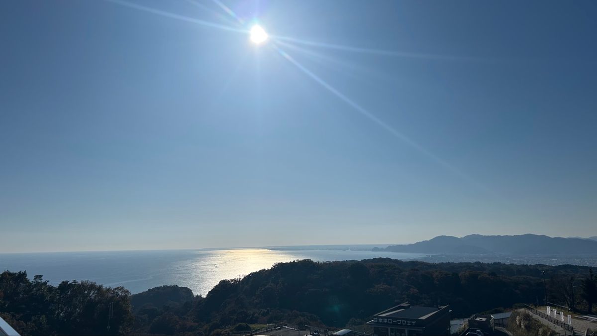 名古屋から在来線で約3時間の電車旅🚃
静岡市からバスでさらに1時間🚎
こん...