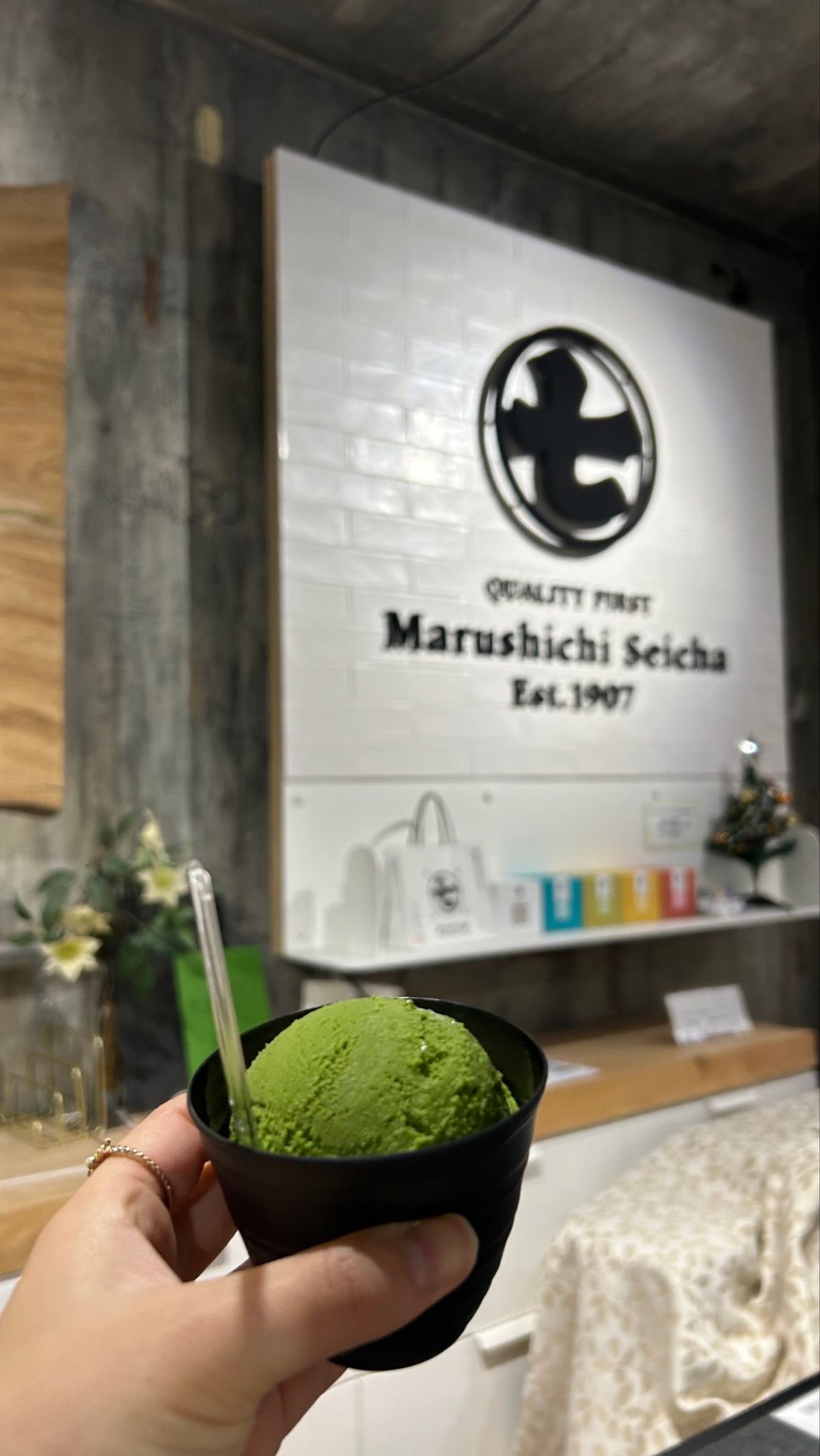 静岡駅の周辺を雨の中お散歩🐾‪𓏸𓈒

まっちゃ！おちゃ！おいしかった🤍🤍