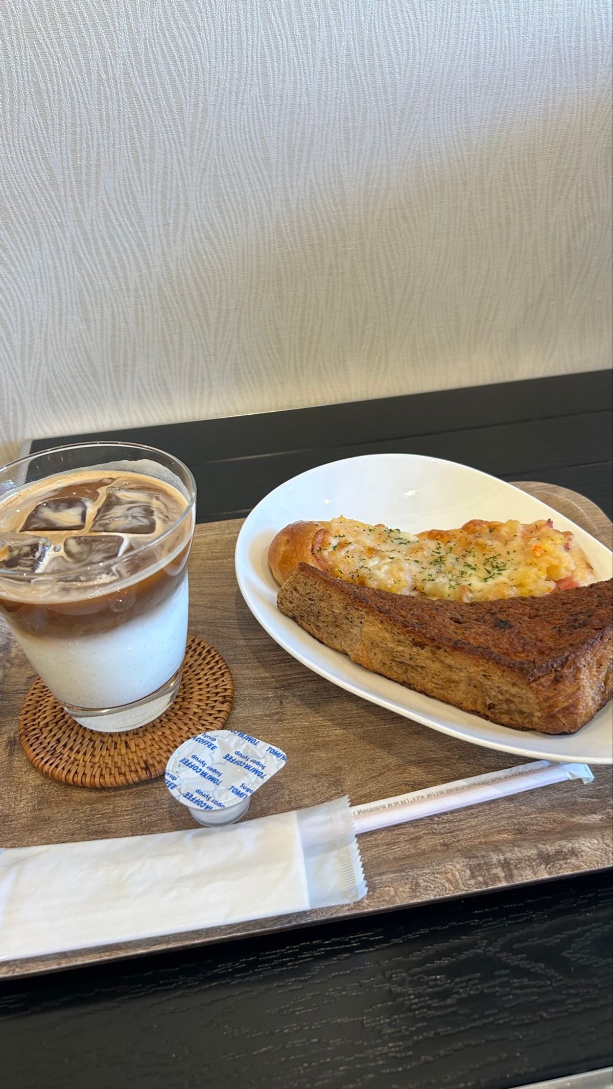来宮神社へ⛩
貫禄がすごくて大楠の。
一周すると寿命が1年のびるとか、、、...