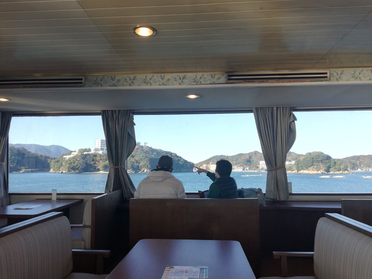 2日目は丸々1日鳥羽を満喫プラン。
ということで、最初にイルカ島に繰り出し...