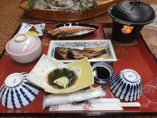 日本・三重県「20251128伊勢志摩満喫旅行(まわりゃんせ利用)」の写真：見ておくれ、この宝石のような食事達を！！...