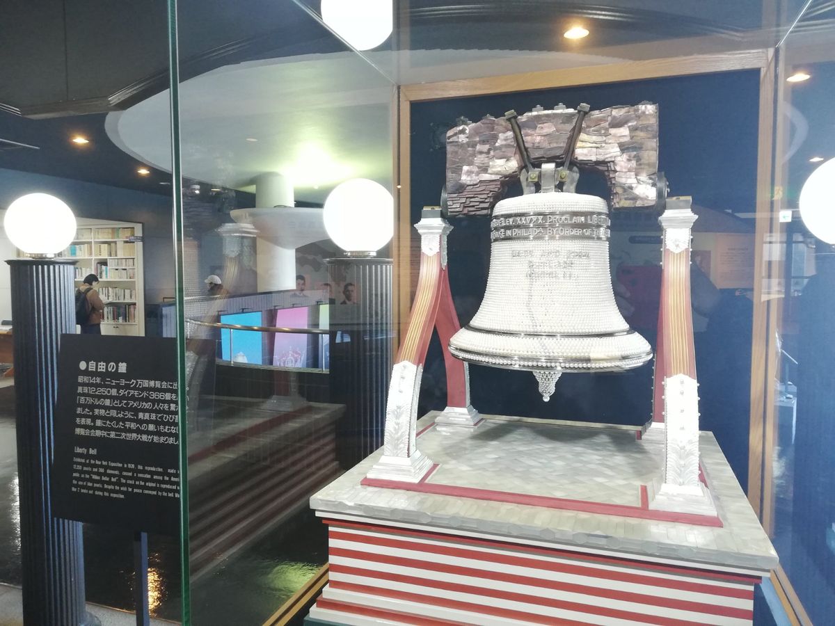 イルカ島から戻ってきたら、こちらも鳥羽で有名なミキモト真珠島にGO！
真珠...