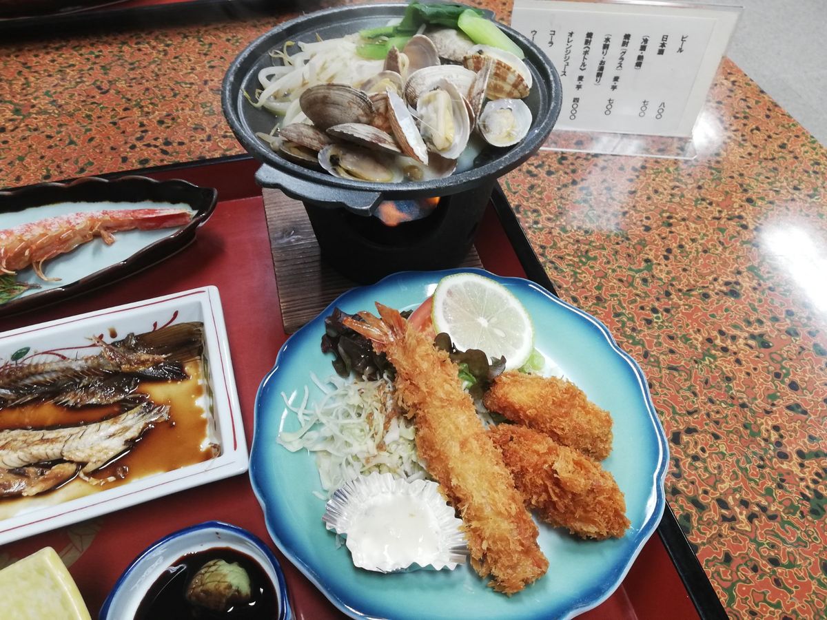 見ておくれ、この宝石のような食事達を！！
伊勢志摩エリアと言えば海産物！も...