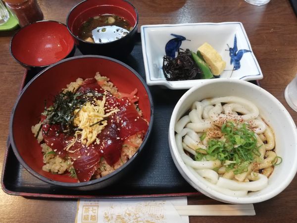 日本・三重県「20251128伊勢志摩満喫旅行(まわりゃんせ利用)」の写真：旅館の朝ごはんが消化しきれていませんが、...