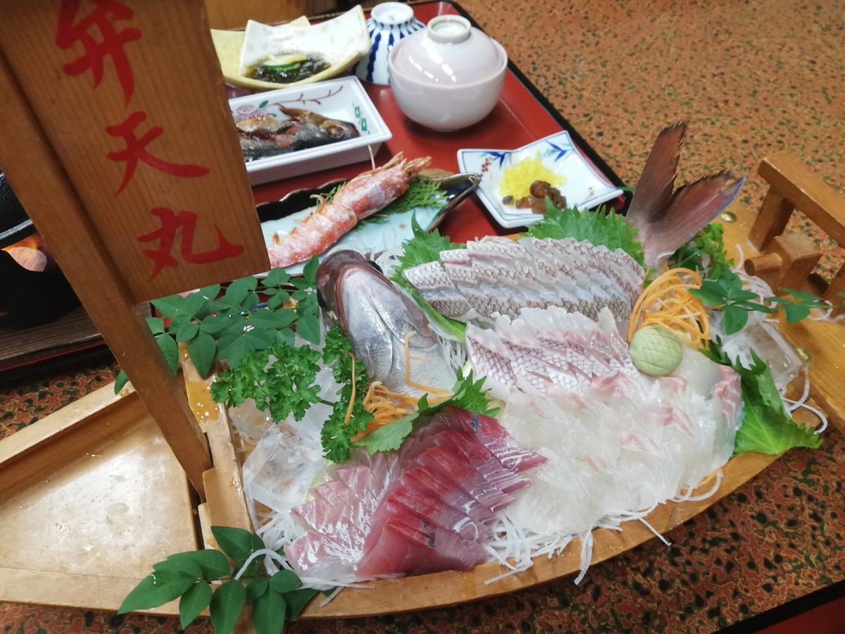 見ておくれ、この宝石のような食事達を！！
伊勢志摩エリアと言えば海産物！も...